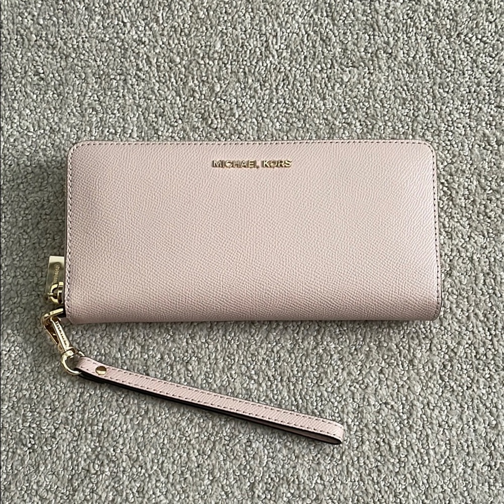 Michael Kors Soft Pink Wristlet Clutch